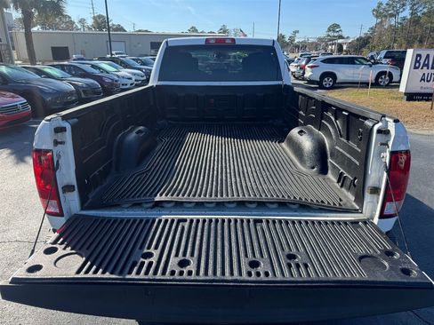 Used 2015 RAM 2500 Tradesman image 10