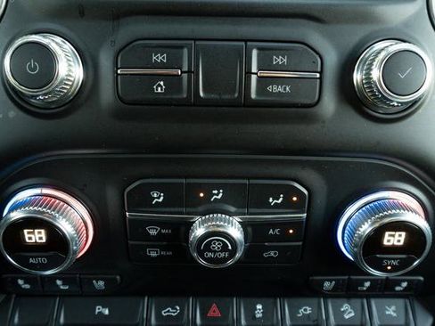 Used 2021 GMC Sierra 1500 Denali w/ Denali Premium Package image 22