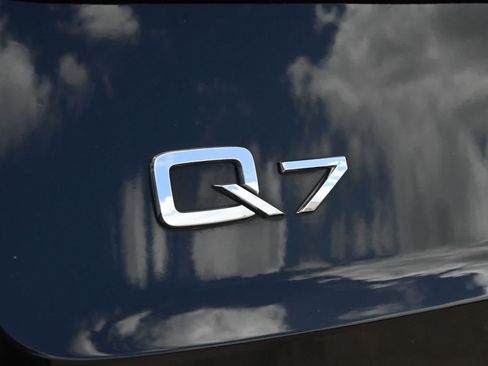 Used 2022 Audi Q7 3.0T Premium Plus AWD/4WD image 20
