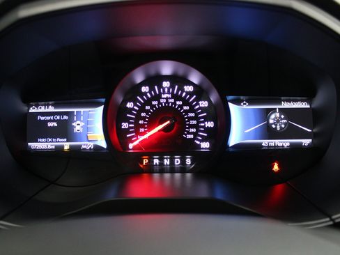 Used 2022 Ford Edge ST w/ Cargo Accessory Package image 28