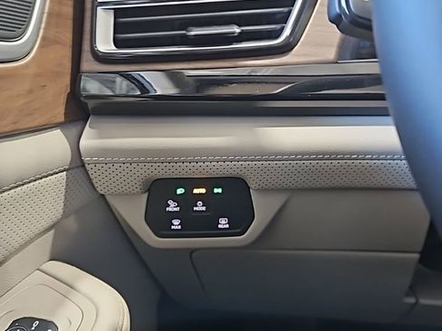 New 2026 Volkswagen Atlas SE AWD/4WD image 38