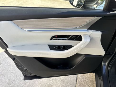 Used 2025 MAZDA CX-90 3.3 Turbo S w/ Premium Package image 40