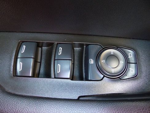 Used 2023 Chevrolet Blazer LT FWD image 20