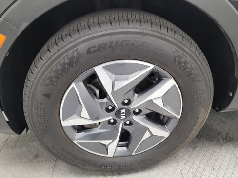 Used 2021 Kia Sorento EX FWD image 31