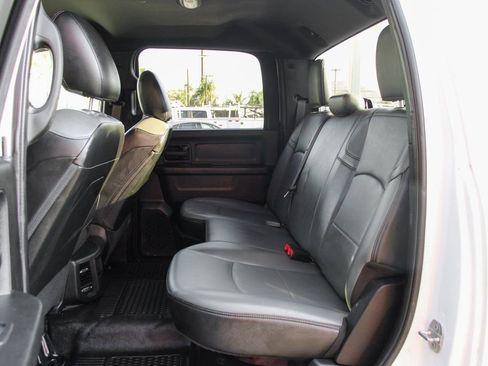 Used 2022 RAM 3500 Tradesman w/ Chrome Appearance Group image 32