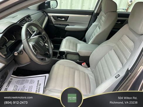 Used 2017 Honda CR-V LX image 8