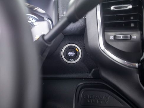 Used 2025 RAM 2500 Laramie w/ Night Edition image 29