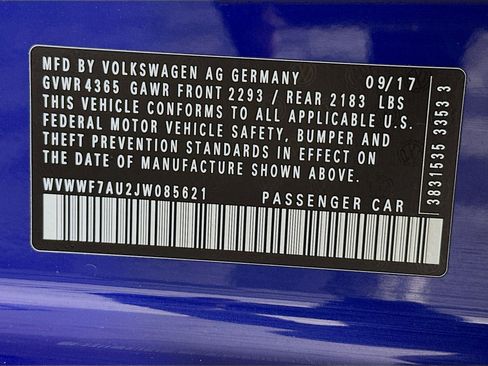 Used 2018 Volkswagen Golf R 4-Door AWD/4WD image 36