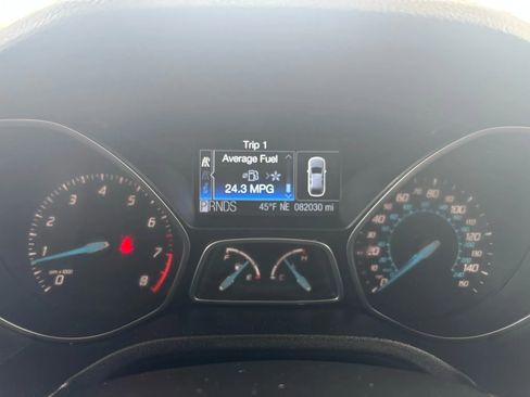 Used 2012 Ford Focus Titanium w/ Titanium Handling Pkg image 11