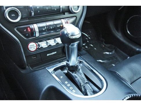 Used 2017 Ford Mustang Premium image 24