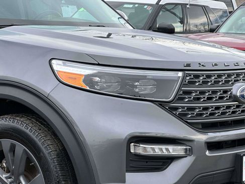 Used 2023 Ford Explorer XLT w/ Equipment Group 202A image 7