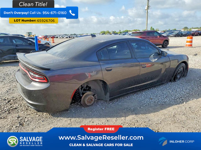 Used 2017 Dodge Charger SXT w/ Rallye Group RWD image 4