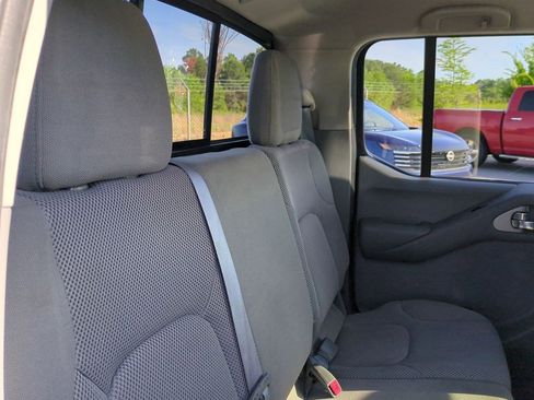Used 2019 Nissan Frontier SV w/ Value Truck Package RWD image 36