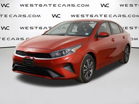 Used 2024 Kia Forte LXS image 1