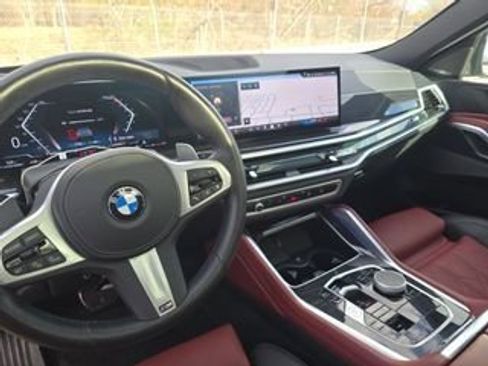 Used 2025 BMW X6 xDrive40i image 5