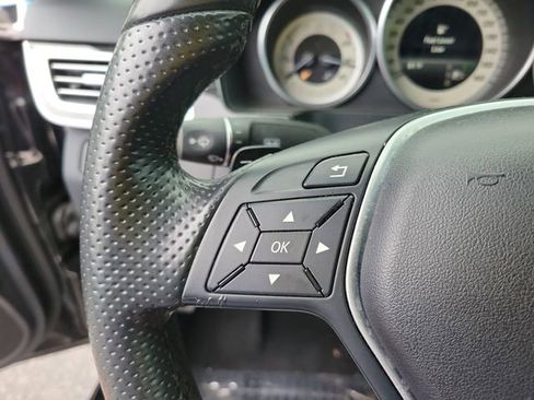 Used 2016 Mercedes-Benz E 400 Sedan image 22