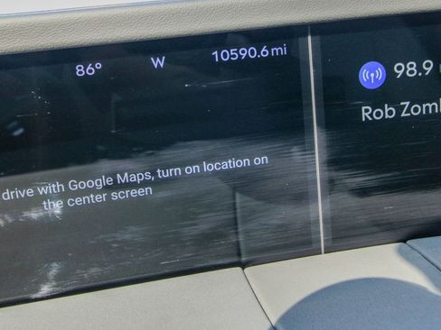 Used 2025 Lincoln Nautilus Reserve AWD/4WD image 26