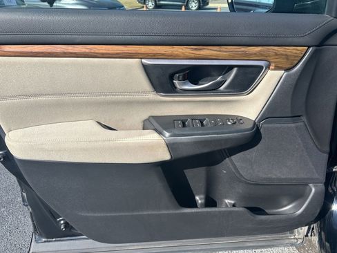 Used 2017 Honda CR-V EX image 12