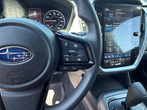 Used 2025 Subaru Crosstrek 2.5i Premium AWD/4WD image 28