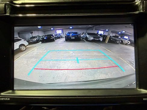 Used 2015 Toyota RAV4 Limited AWD/4WD image 17
