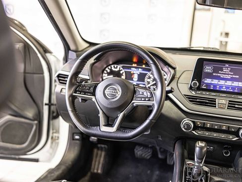 Used 2019 Nissan Altima 2.5 SR w/ SR Premium Package image 34