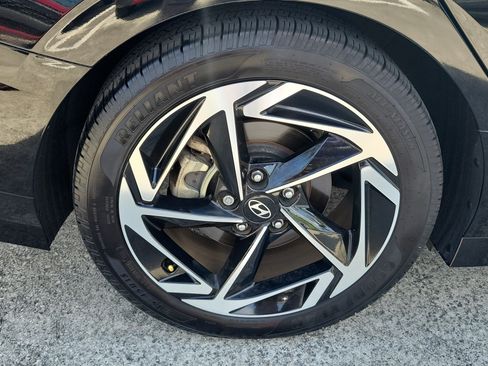 Used 2024 Hyundai Sonata SEL w/ Convenience Package FWD image 8