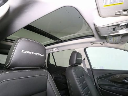 Used 2024 GMC Terrain Denali w/ Denali Premium Package AWD/4WD image 18