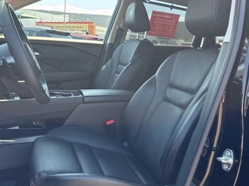 Certified 2023 Nissan Rogue SV w/ SV Premium Package image 9