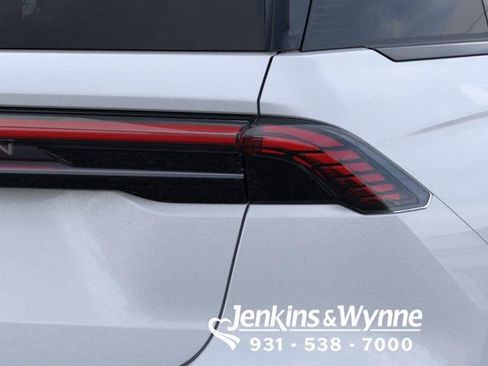 New 2026 Lincoln Nautilus Premier image 21