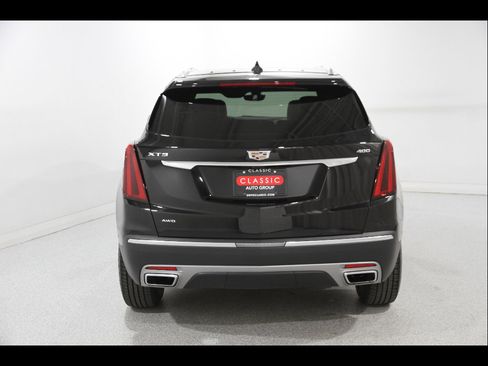Used 2022 Cadillac XT5 Premium Luxury w/ Technology Package AWD/4WD image 21