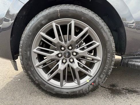 New 2026 Ford Expedition Max Platinum w/ Stealth Appearance Package image 9