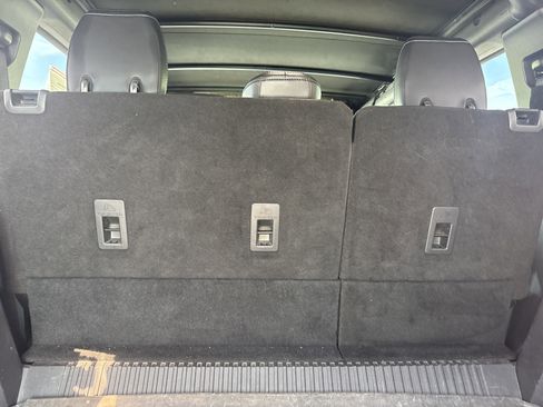 Used 2023 Ford Bronco Wildtrak AWD/4WD image 5