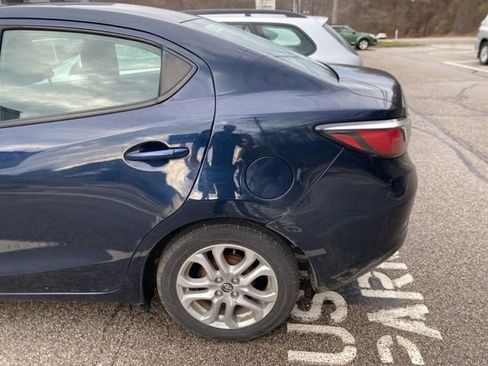 Used 2017 Toyota Yaris iA image 8