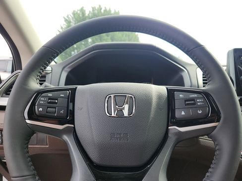 New 2026 Honda Odyssey Touring image 15