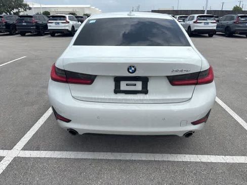 Used 2021 BMW 330e w/ Convenience Package RWD image 4