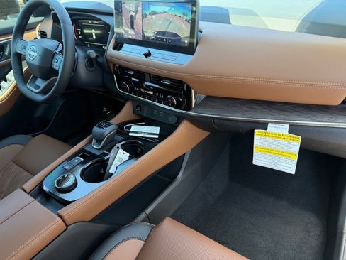 New 2026 Nissan Rogue Platinum w/ Tech Package image 14