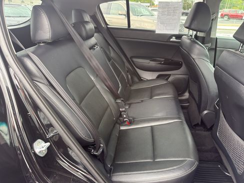 Used 2021 Kia Sportage EX FWD image 12