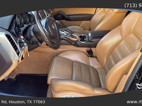 Used 2011 Porsche Cayenne S image 19