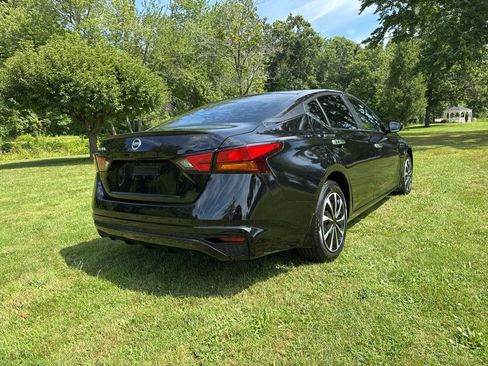 Used 2021 Nissan Altima 2.5 S FWD image 18