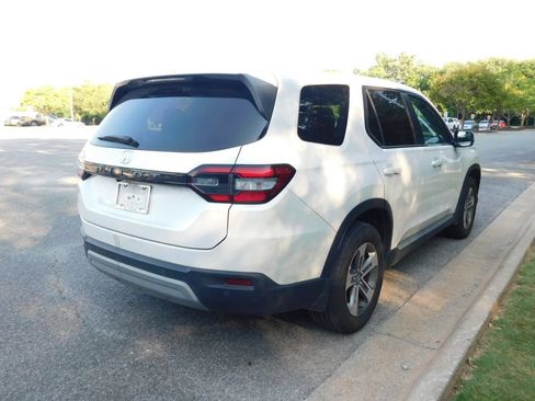 Certified 2024 Honda Pilot EX-L image 4
