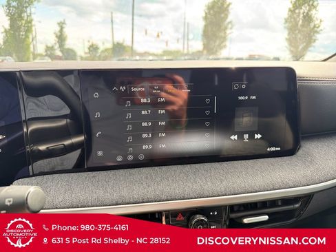 New 2026 Nissan Kicks SV w/ SV Premium Package FWD image 16
