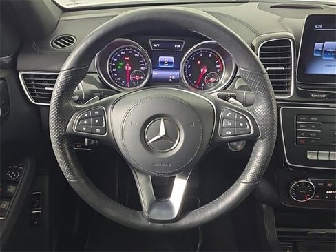 Used 2019 Mercedes-Benz GLS 450 4MATIC image 31