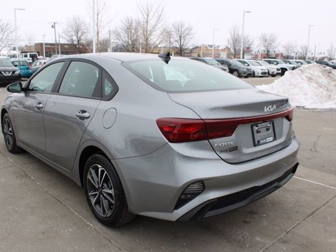 Used 2024 Kia Forte LXS image 5
