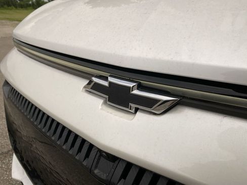 New 2025 Chevrolet Equinox EV RS w/ Active Safety Package 3 image 29