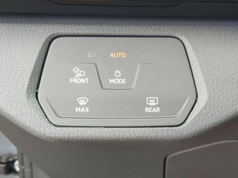 Used 2024 Volkswagen ID.4 Pro S image 27