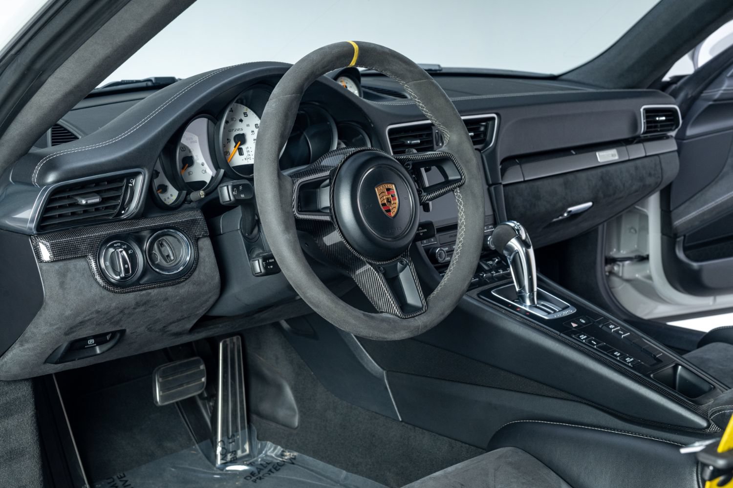 Used 2018 Porsche 911 GT2 RS RWD image 53