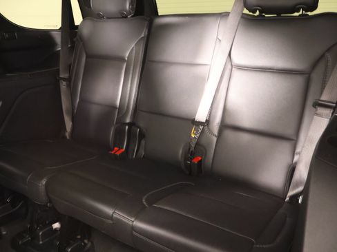 Used 2026 GMC Yukon Denali w/ Sun & Power Step Package AWD/4WD image 13