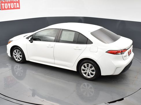 Used 2024 Toyota Corolla LE FWD image 18