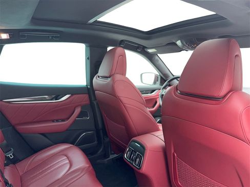 Used 2021 Maserati Levante S GranSport image 49