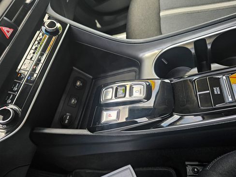 Used 2020 Hyundai Sonata SE FWD image 16
